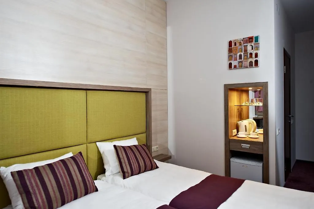 ***  7 Days Hotel Kiev Ukraina