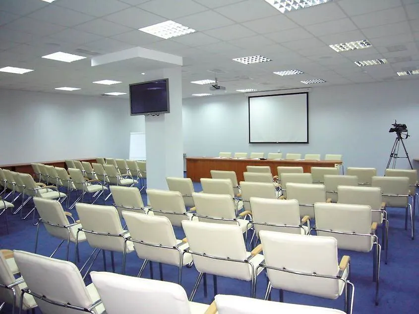 7 Days Hotel Kiev